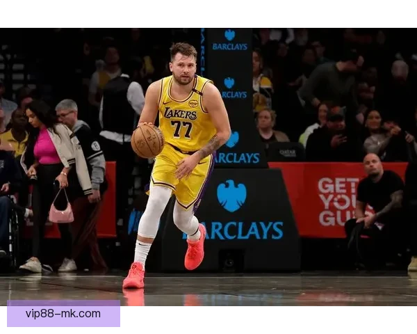 东契奇腿筋二级拉伤无限期休战 湖人恐错失一切评奖机会